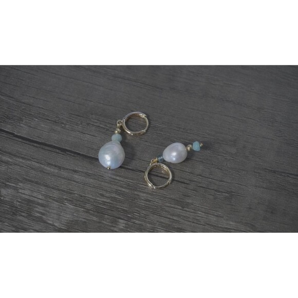 Handmade Dainty Pearl Earrings - Picture 1 of 4